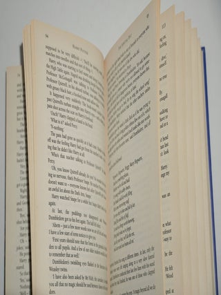 HARRY POTTER AND THE PHILOSOPHER'S STONE (4TH PRINTING. VARIANT JACKET)