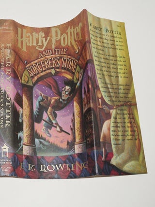 HARRY POTTER AND THE SORCERER'S STONE